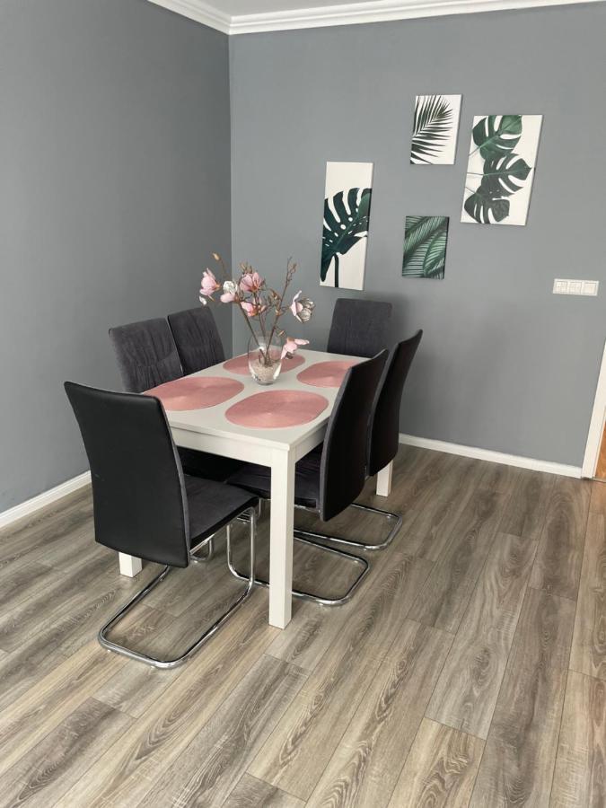 Family Apartment Karlsruhe Eksteriør bilde