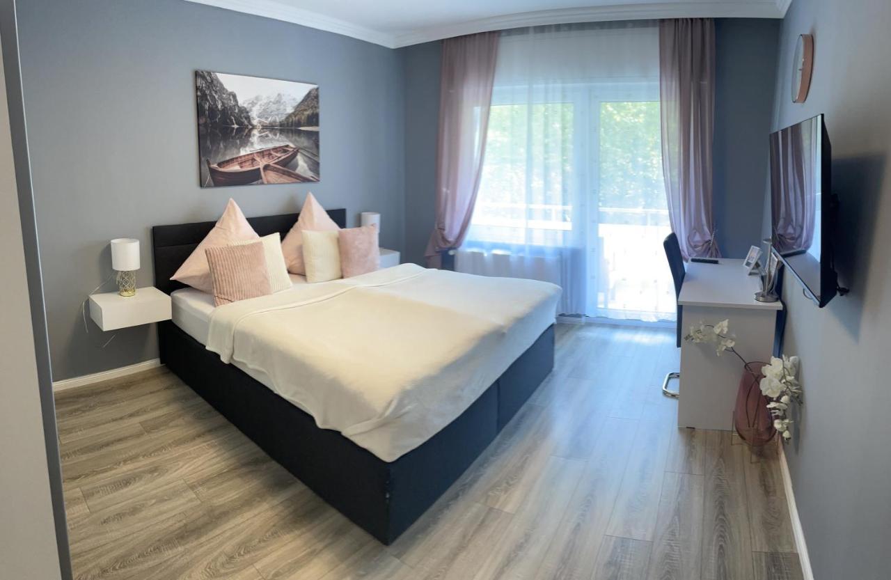 Family Apartment Karlsruhe Eksteriør bilde