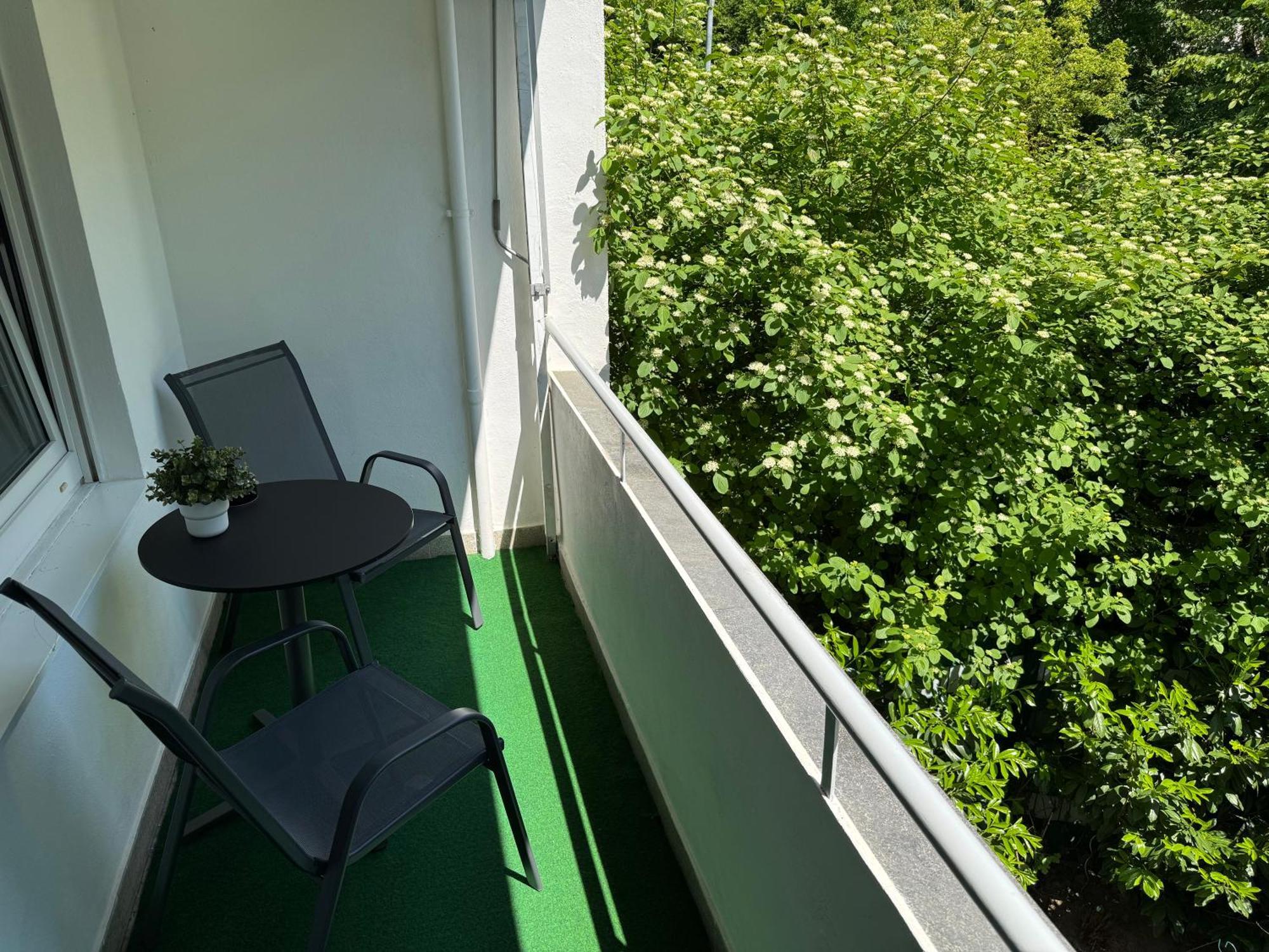 Family Apartment Karlsruhe Eksteriør bilde